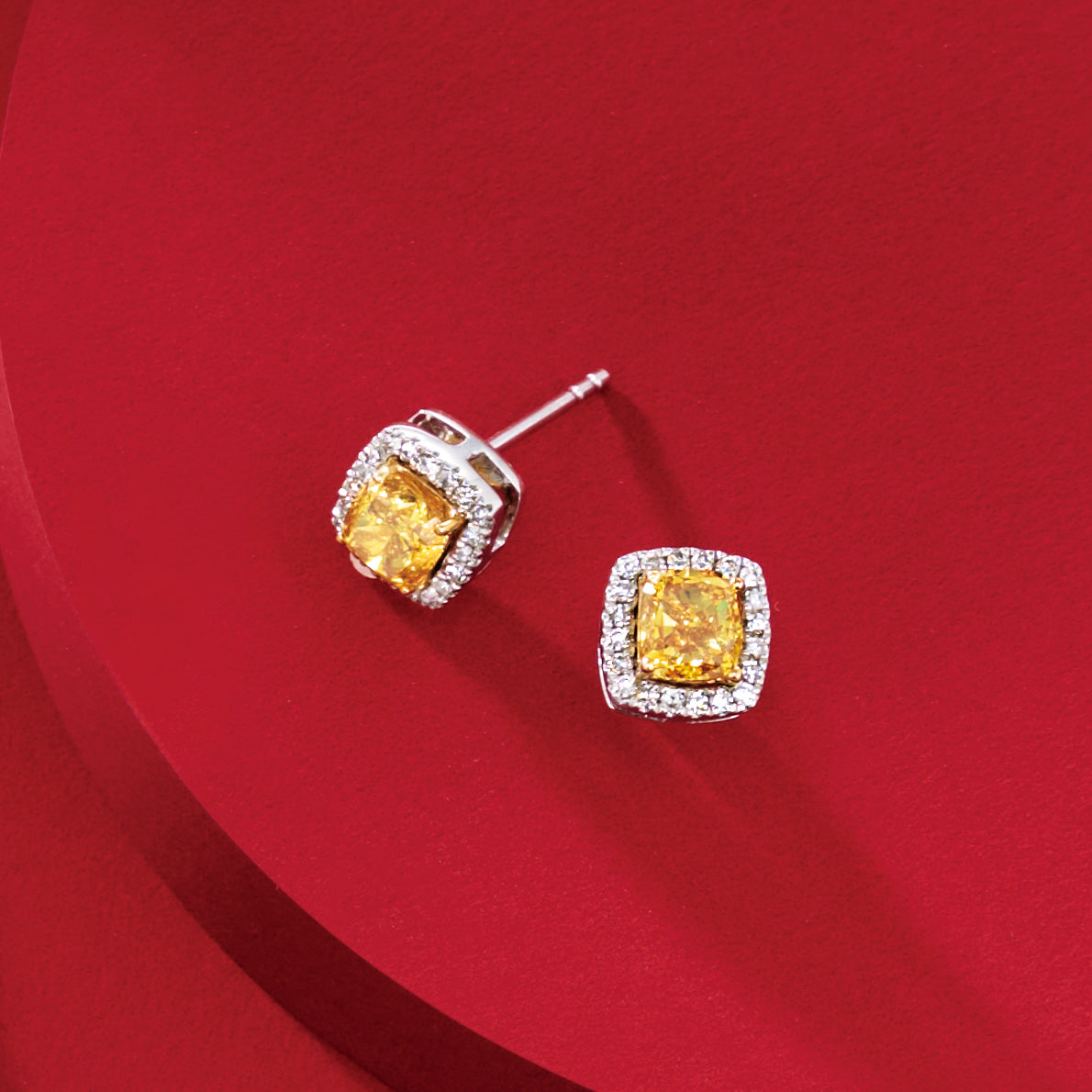 【1点もの・鑑定書付き】天然 イエローダイヤモンド 取り巻き ピアス Pt / K18YG KA25W03H