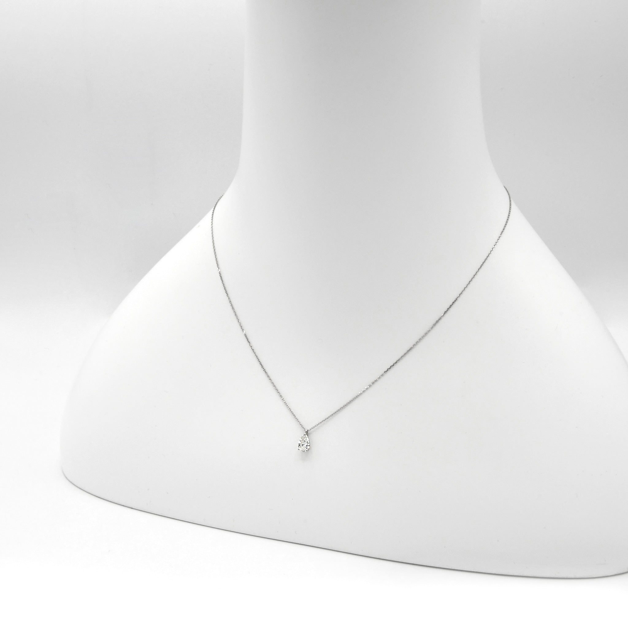 【鑑定書付き】ペアシェイプカット ダイヤモンド 0.5ct 一粒 ネックレス Pt900 プラチナ ANP119P