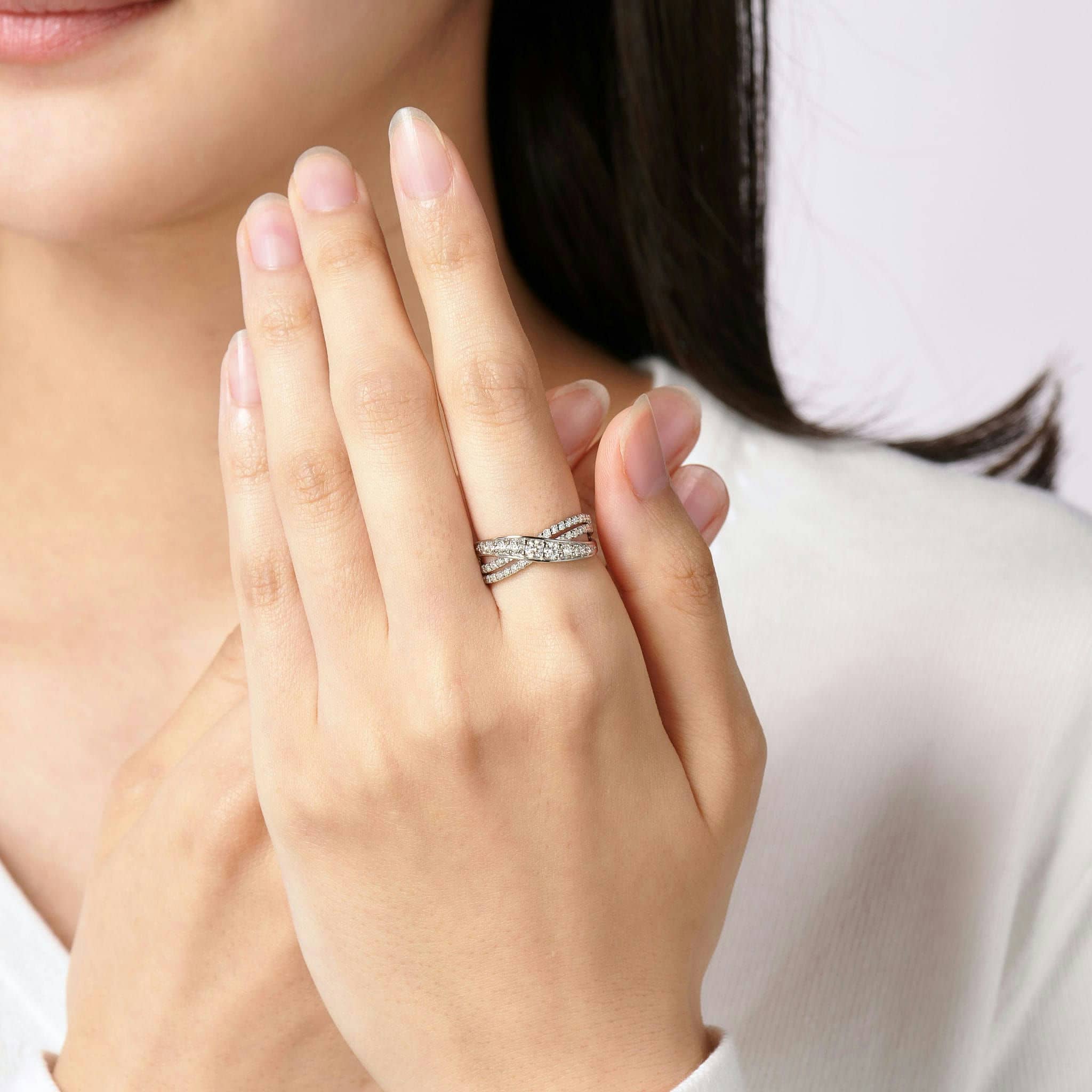 【価格改定対象品】ダイヤモンド 計0.70ct Pt950 リング クロスライン ダイヤ プラチナ ARP013P