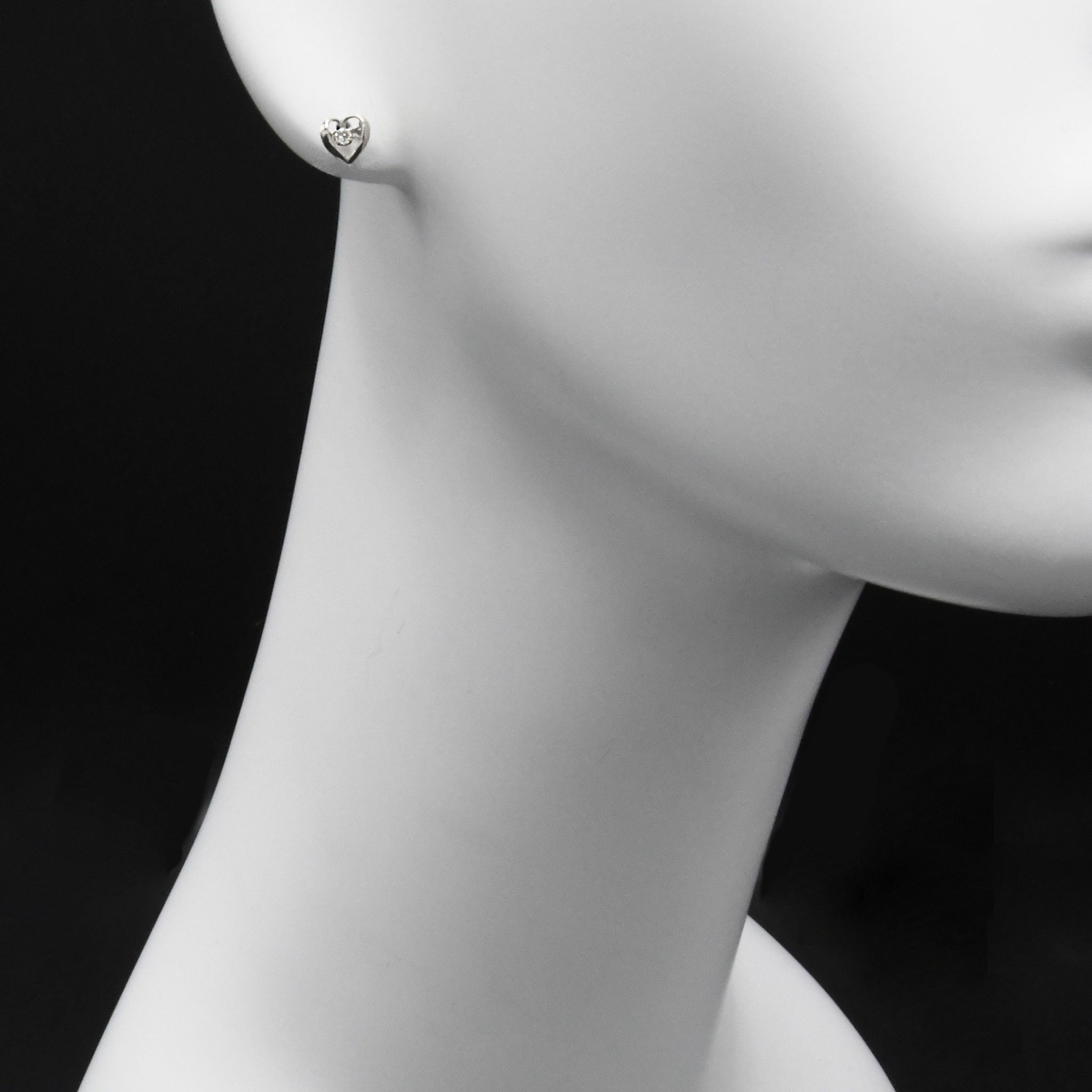 ダイヤモンド ピアス ダンシングストーン ハート 合計0.10ct Pt900 APC041P