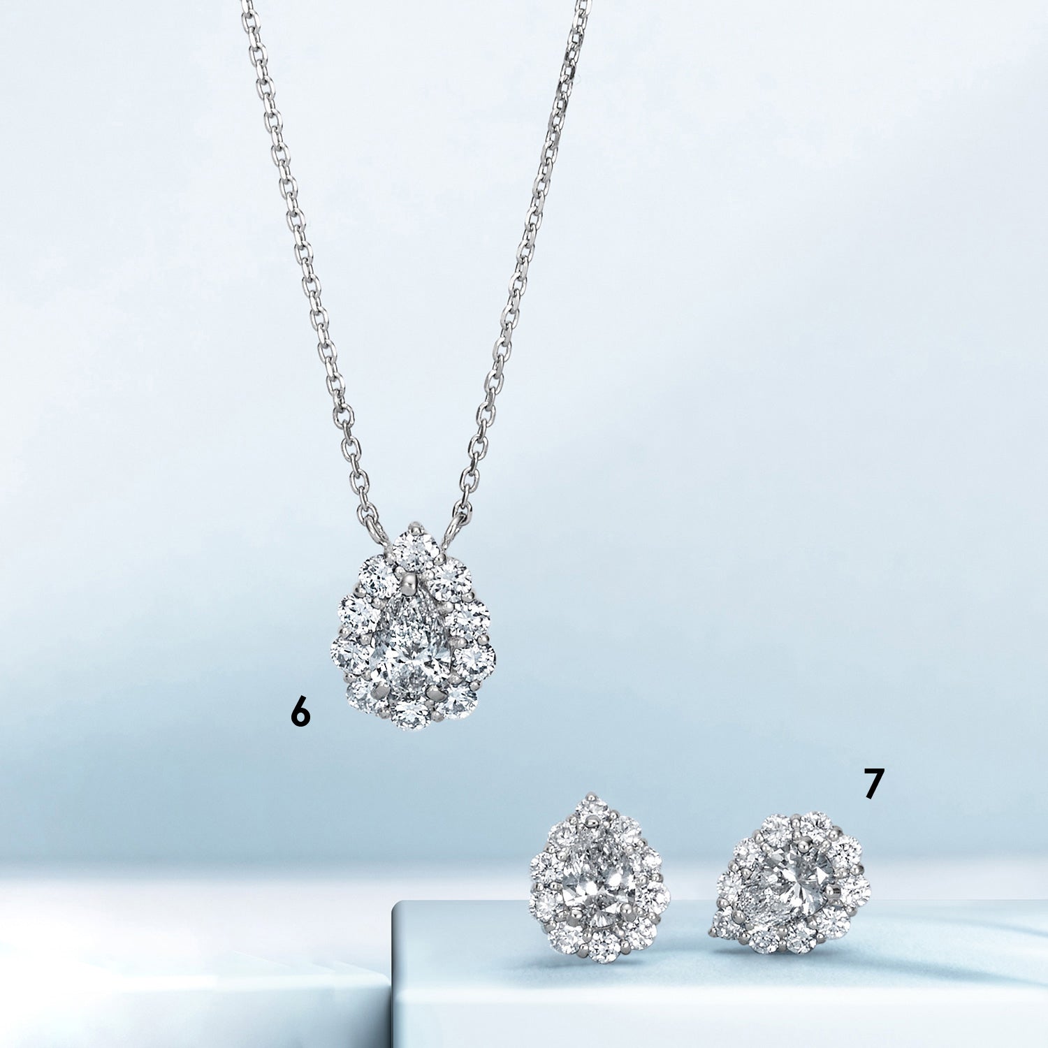 Pt ダイヤモンド ペアシェイプ ネックレス[6] ／ ピアス[7]  鑑定書付き KA25S05