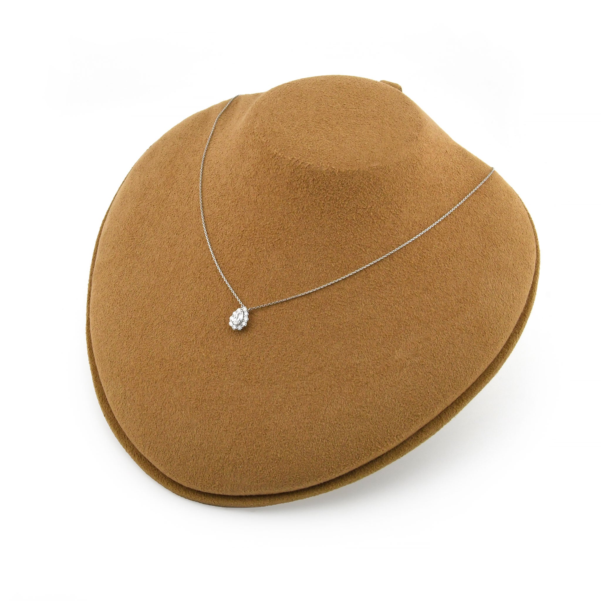 Pt ダイヤモンド ペアシェイプ ネックレス ／ ピアス  鑑定書付き KA25S05